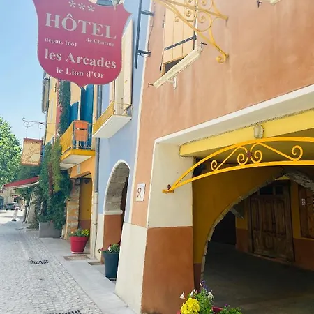 Les Arcades Le Lion D'or 3*