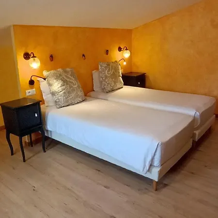 Les Arcades Le Lion D'or Hotel Buis-les-Baronnies